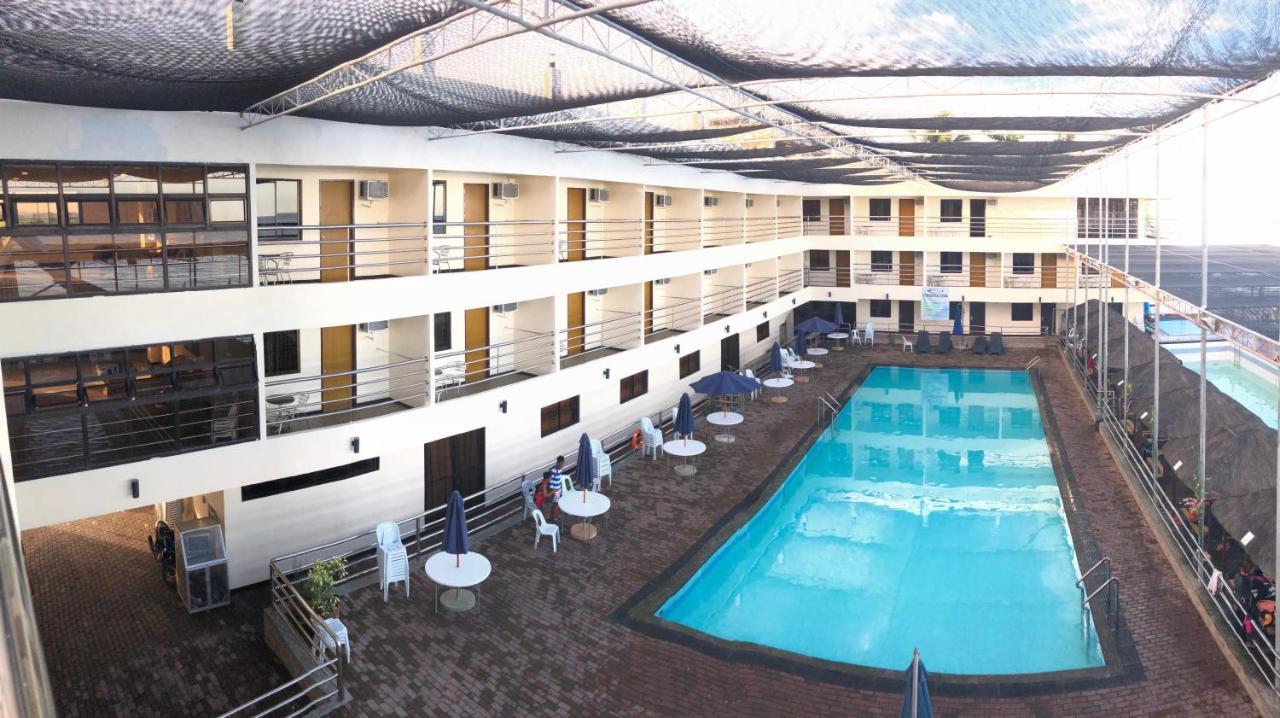 La Primera Grande Beach Resort Roxas  Exterior photo